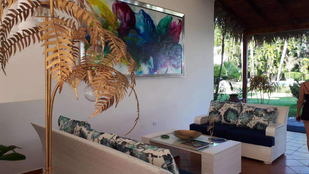 Hotel Bahia Punta Bonita Лас Теренас Екстериор снимка
