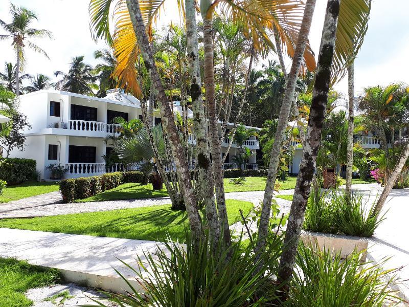 Hotel Bahia Punta Bonita Лас Теренас Екстериор снимка